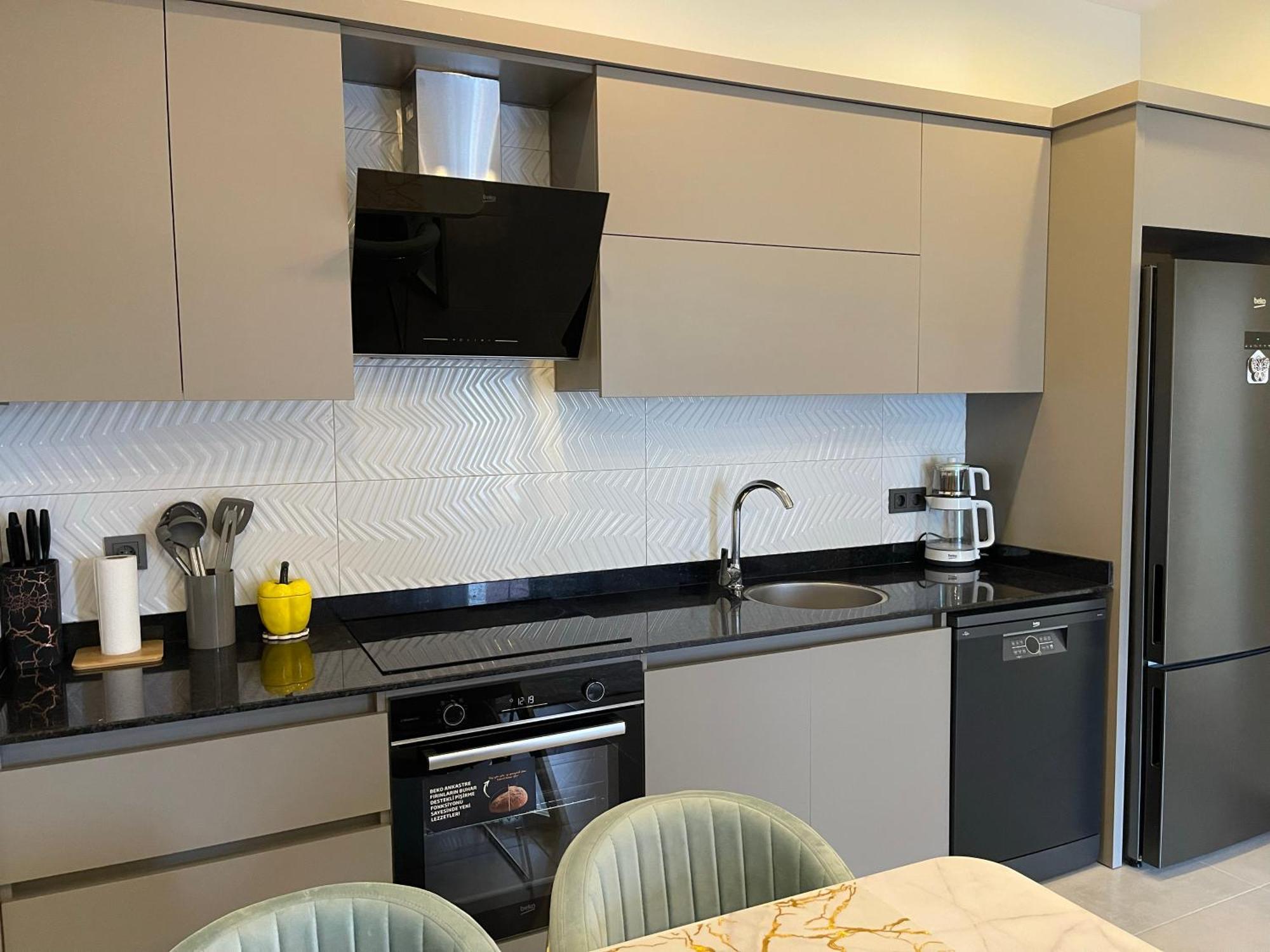 Sa Apartments! 300M To The Beach & Yekta Mall Alanya Exterior photo